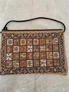 NEW Authentic Woven Carpet Design Ladies Shoulder / CrossBody Bag - Beige